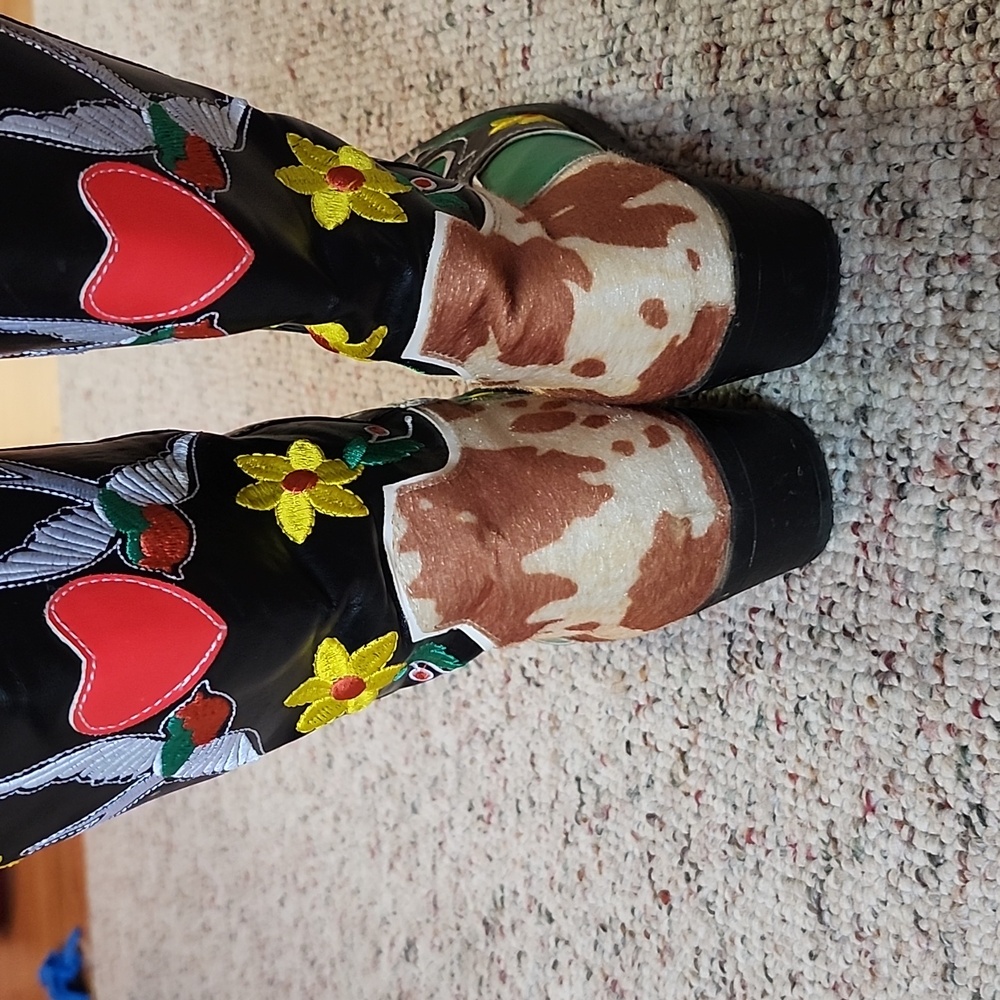Embroidered Faux Leather Pull On Knee High Cowboy Style Boots. - Picture 6 of 11